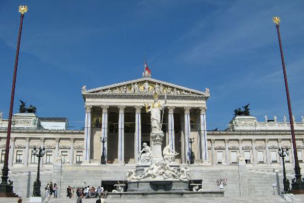 Parlament_Beitragsbild