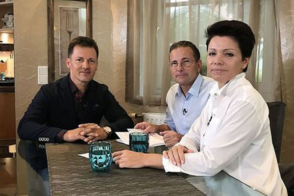 Dr.-Christian-Horwath-Ehepaar-Jegel-bei-Besprechung_WEB